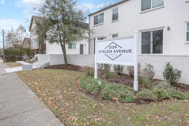 2129 Acklen Ave Unit 12, Nashville, TN 37212 - view of side of property with brick siding
