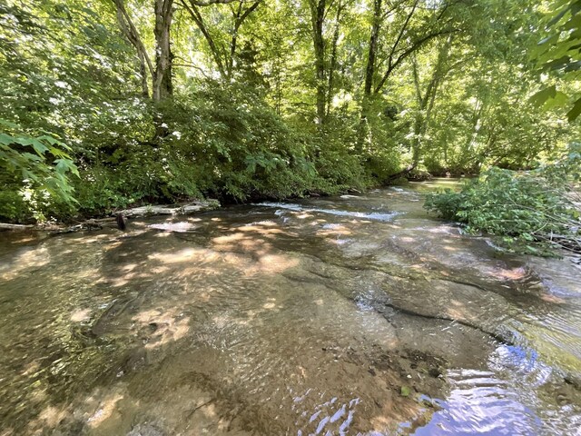 3712 Budds Creek Rd, Palmyra, TN 37142