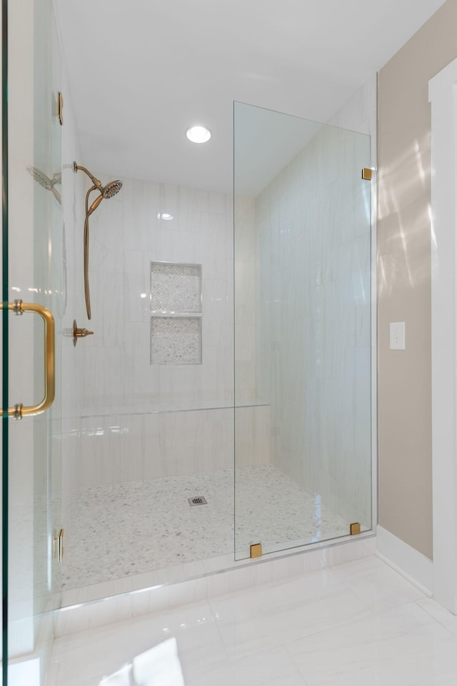 6149 Dewey Carr Rd, Bethpage, TN 37022 - bathroom featuring a shower stall and baseboards