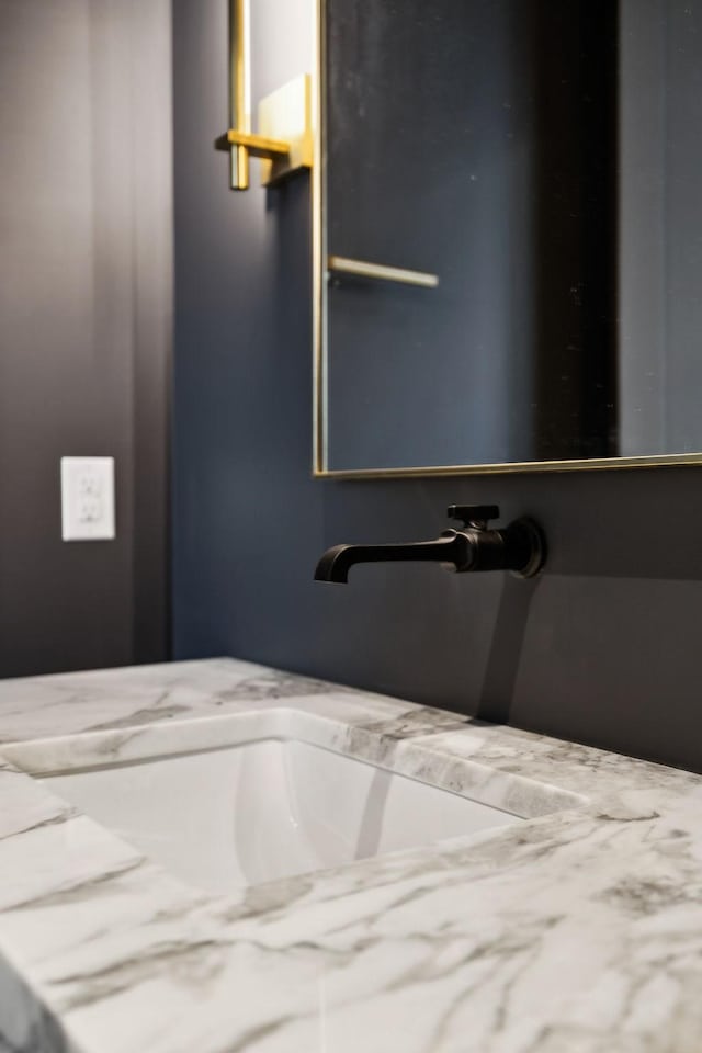 6004 Jocelyn Hollow Rd, Nashville, TN 37205 - interior space featuring a sink