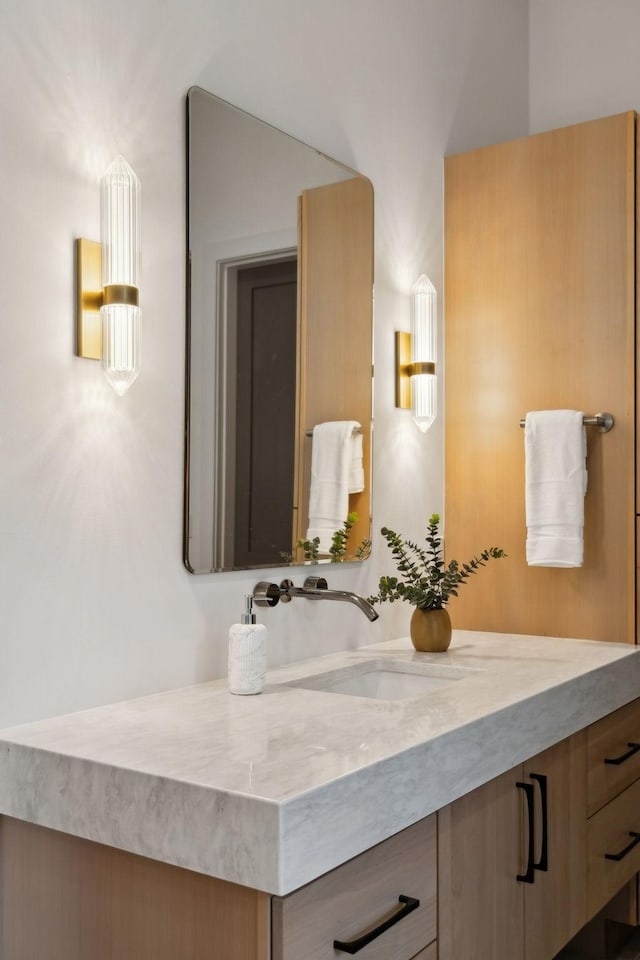 6004 Jocelyn Hollow Rd, Nashville, TN 37205 - bathroom with vanity