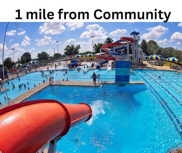 2900 Suzanne Landon Dr Unit M5, Murfreesboro, TN 37130 - community pool featuring a water slide