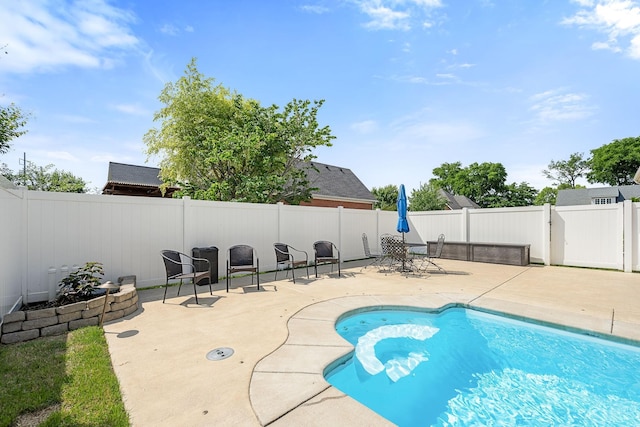 3307 Genoa Dr, Murfreesboro, TN 37128 - view of swimming pool featuring a patio area and a fenced backyard