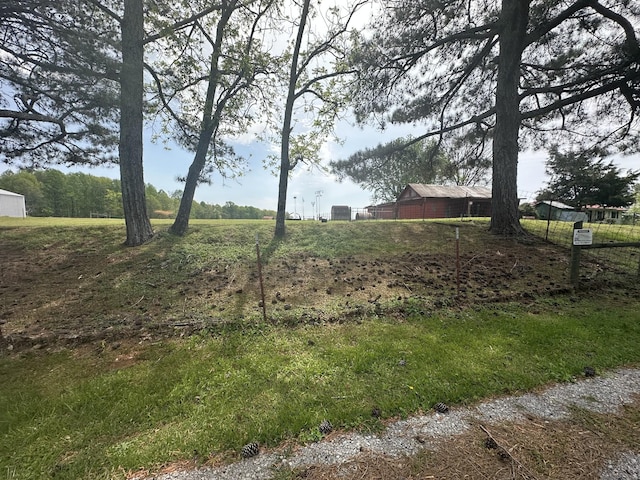 2901 Hurricane Creek Rd, Lawrenceburg, TN 38464 - view of yard