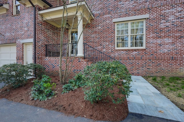 6021 Jocelyn Hollow Rd, Nashville, TN 37205 - view of home's exterior with brick siding