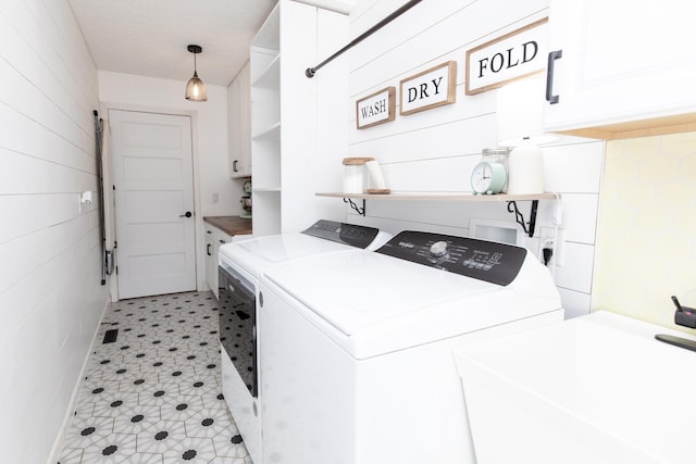 1411 Newmans Trl, Hendersonville, TN 37075 - laundry room with cabinet space and washing machine and dryer