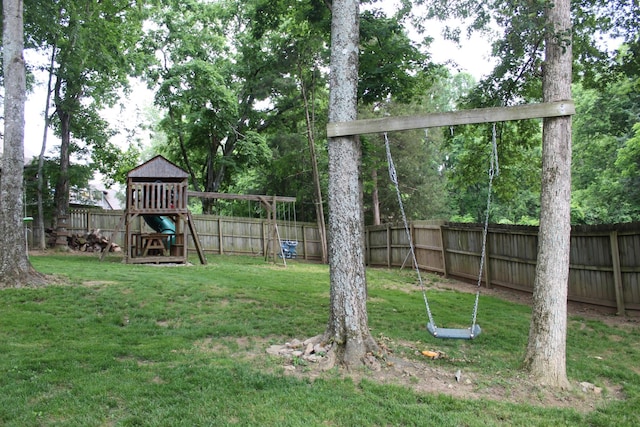 1411 Newmans Trl, Hendersonville, TN 37075 - view of yard featuring a playground