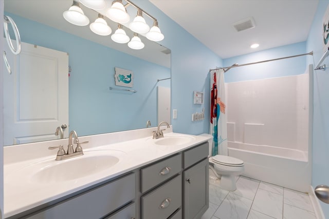 900 Easton Dr, Mount Juliet, TN 37122 - full bath with shower / bath combo with shower curtain, visible vents, a sink, and toilet
