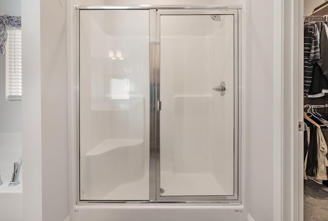359 Mattieton Ln, Gallatin, TN 37066 - bathroom featuring a spacious closet and a stall shower
