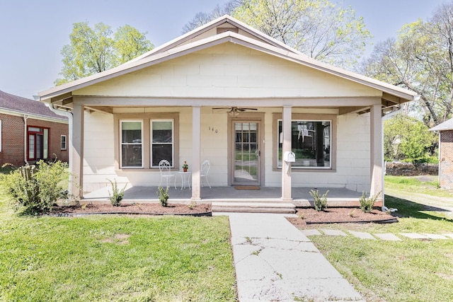 140 N Pardue Ave, Gallatin, TN 37066 - bungalow-style house featuring a front lawn and covered porch