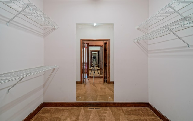 107 Geers Ct, Lebanon, TN 37087 - walk in closet featuring visible vents and carpet