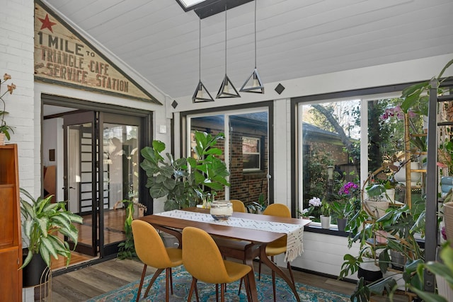 view of sunroom / solarium