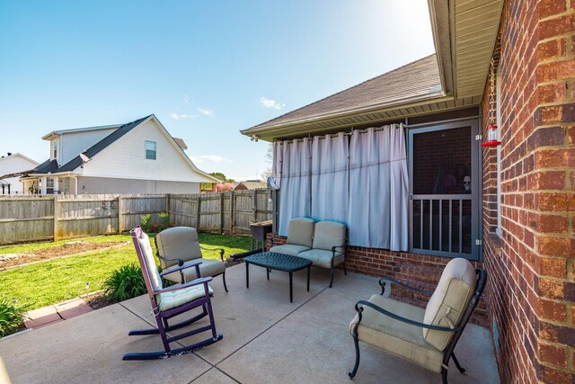 2403 English Hill Dr, Murfreesboro, TN 37130 - view of patio / terrace featuring a fenced backyard