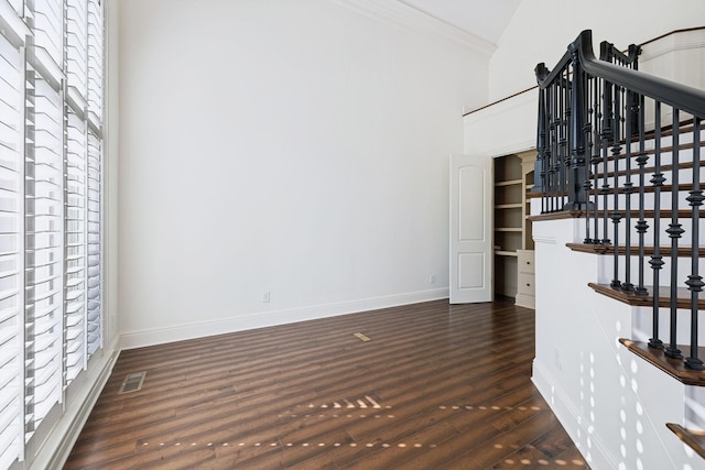 61 Harbor Cove Dr, Old Hickory, TN 37138 - interior space featuring baseboards, ornamental molding, a high ceiling, visible vents, and wood finished floors