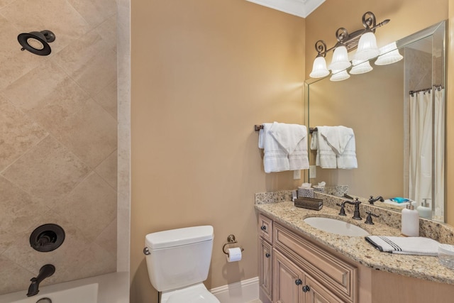 763 Plantation Way, Gallatin, TN 37066 - bathroom with crown molding, a shower with curtain, vanity, toilet, and baseboards