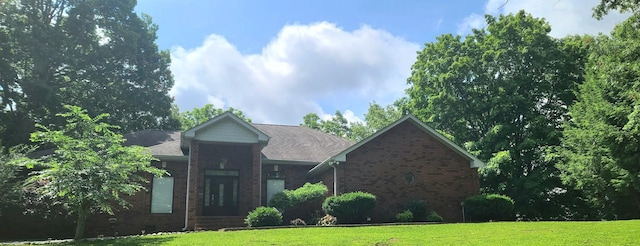 4100 Meadow View Cir, Pleasant View, TN 37146 - ranch-style home with a front lawn and brick siding