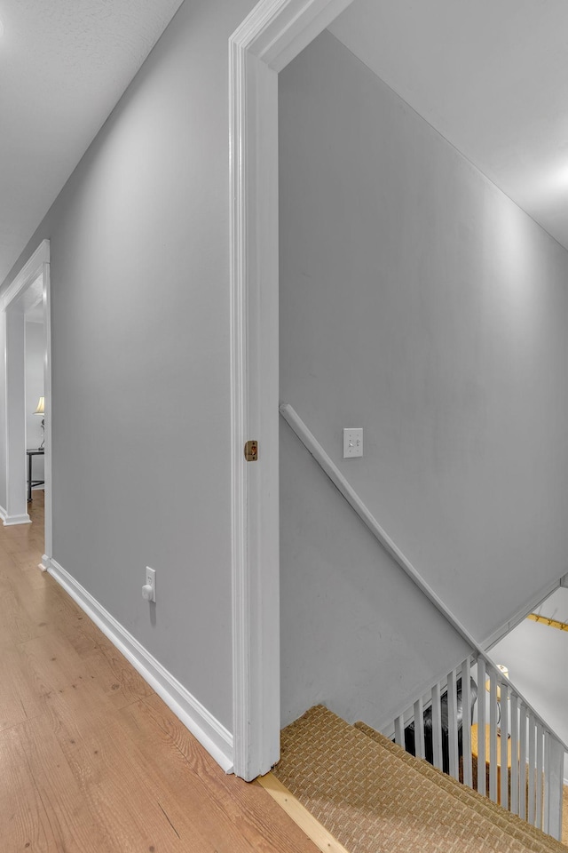 211 Northview Ct, Hendersonville, TN 37075 - staircase featuring wood finished floors and baseboards