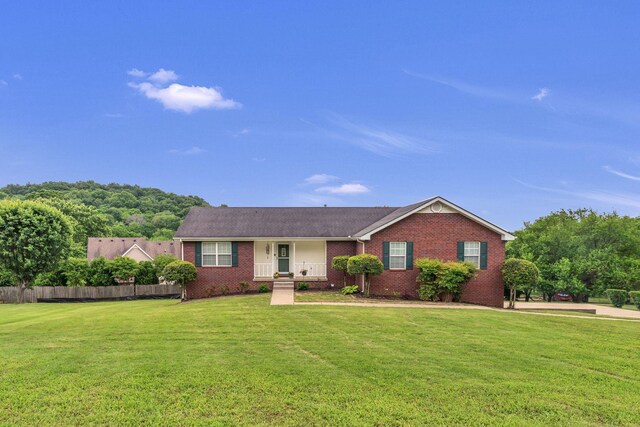 211 Northview Ct, Hendersonville, TN 37075 - ranch-style house with brick siding