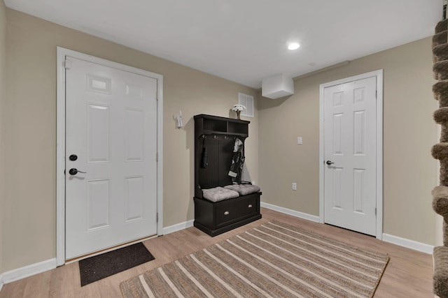 6112 Frontier Ct, Nashville, TN 37211 - mudroom featuring light wood-style flooring and baseboards