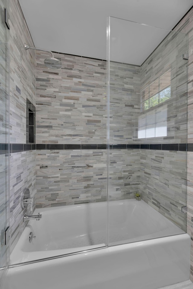 6112 Frontier Ct, Nashville, TN 37211 - bathroom with enclosed tub / shower combo