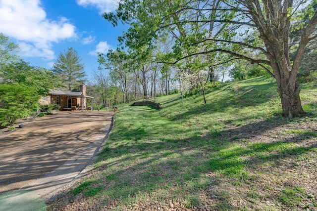 6112 Frontier Ct, Nashville, TN 37211 - exterior space with covered porch and aphalt driveway