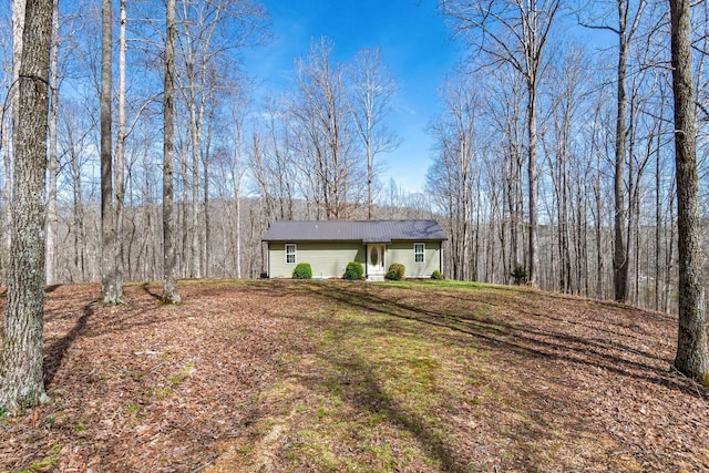 283 Dyestone Springs Rd, Hohenwald, TN 38462 - view of front facade