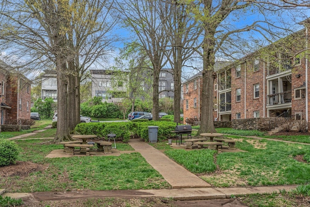 5025 Hillsboro Pike Unit 22D, Nashville, TN 37215 - view of community featuring a lawn