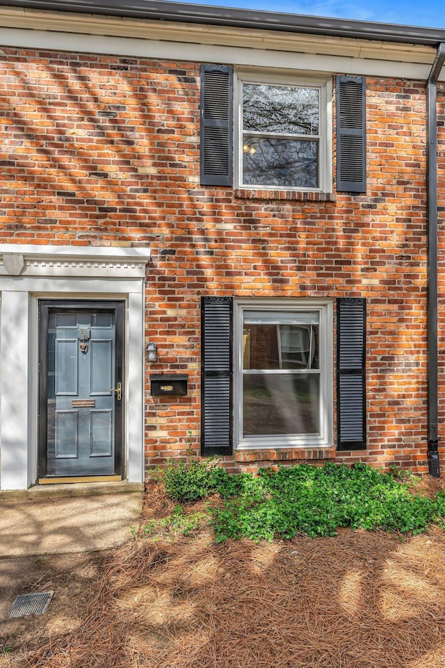 5025 Hillsboro Pike Unit 22D, Nashville, TN 37215 - view of exterior entry featuring brick siding