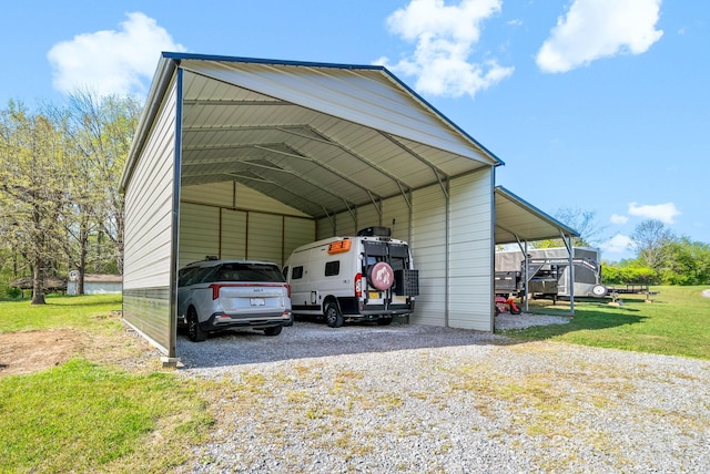 779 Iron Workers Rd W, Clarksville, TN 37043 - view of parking / parking lot with driveway and a detached carport
