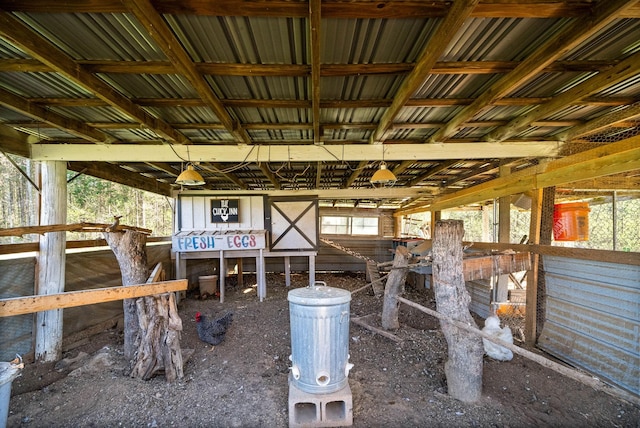 779 Iron Workers Rd W, Clarksville, TN 37043 - view of horse barn