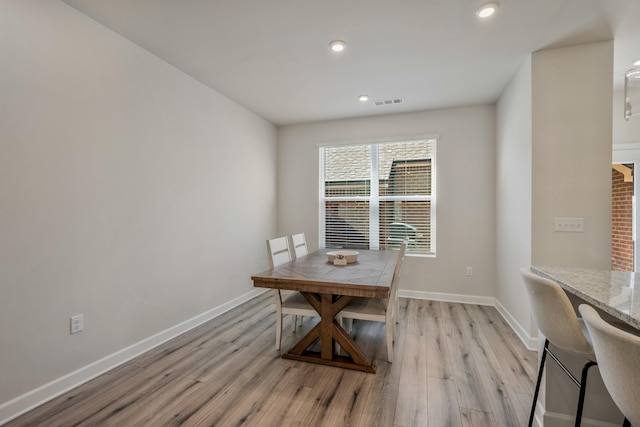 162 Jackson Alan Dr, Murfreesboro, TN 37130 - dining space with light wood-style flooring and recessed lighting