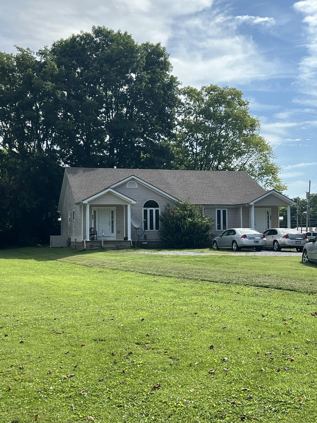 125 Cemetary St, Trenton, KY 42286 - photo 2