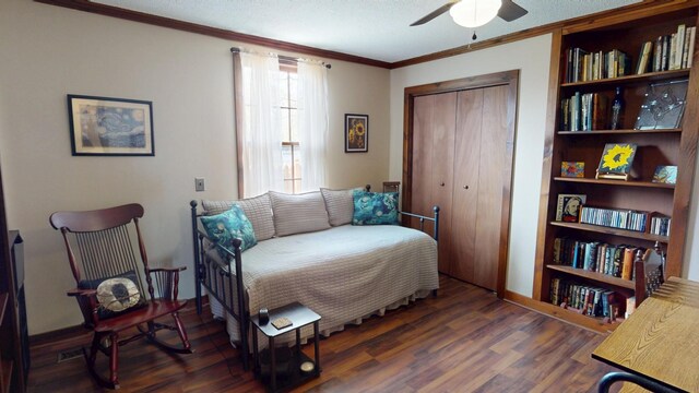 2519 Old Greenbrier Pike, Greenbrier, TN 37073 - bedroom with a closet, ornamental molding, and wood finished floors