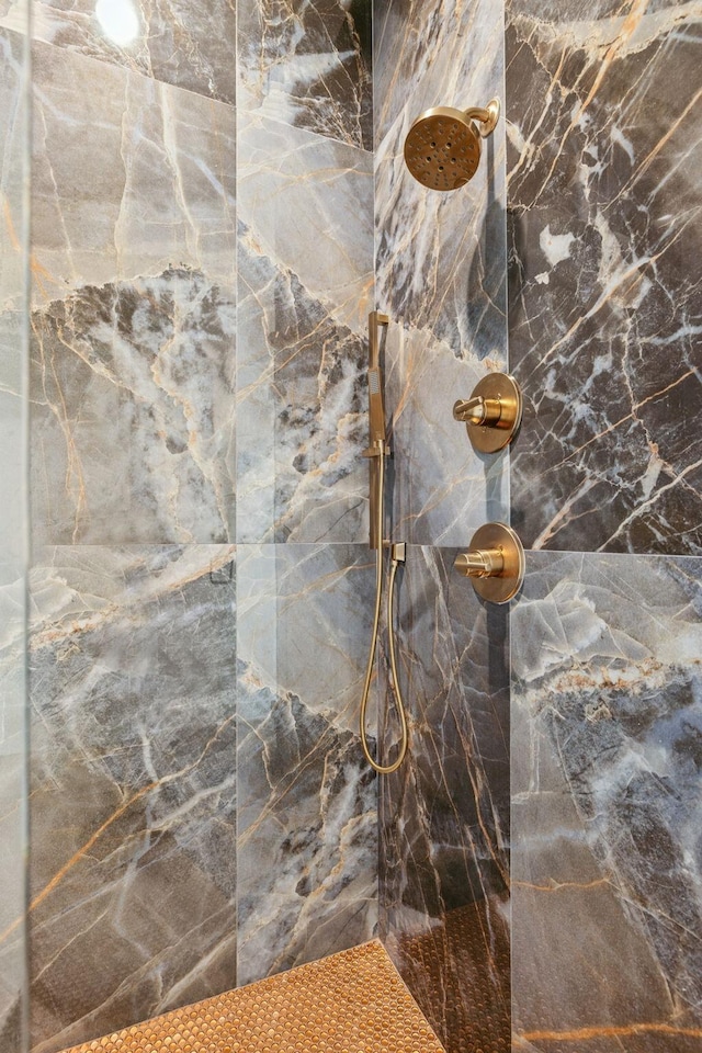 3207A Long Blvd, Nashville, TN 37203 - full bath with a marble finish shower