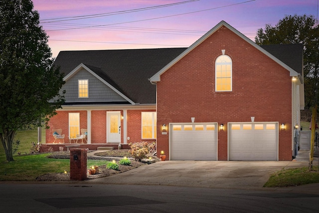 580 Mountain View Dr, Clarksville, TN 37043 - traditional-style house with brick siding and driveway