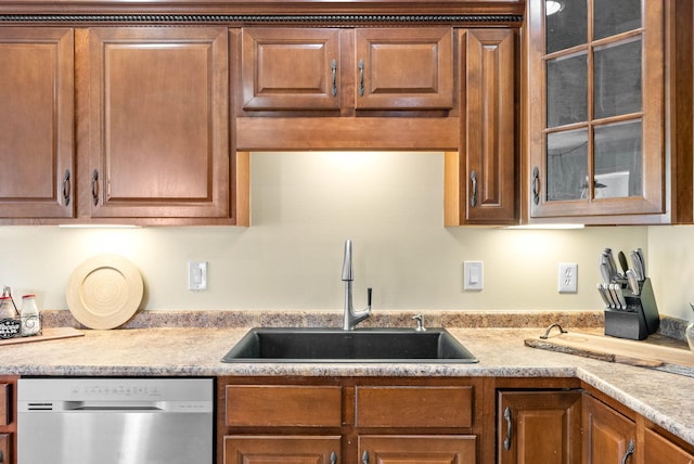 580 Mountain View Dr, Clarksville, TN 37043 - kitchen with glass insert cabinets, dishwasher, light countertops, and a sink