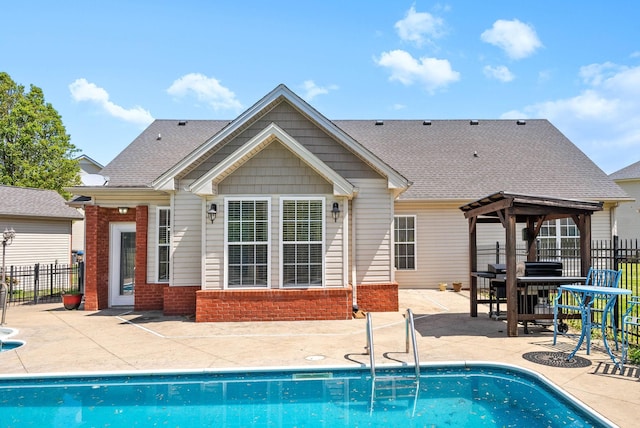 580 Mountain View Dr, Clarksville, TN 37043 - view of pool featuring a patio, a fenced in pool, and fence
