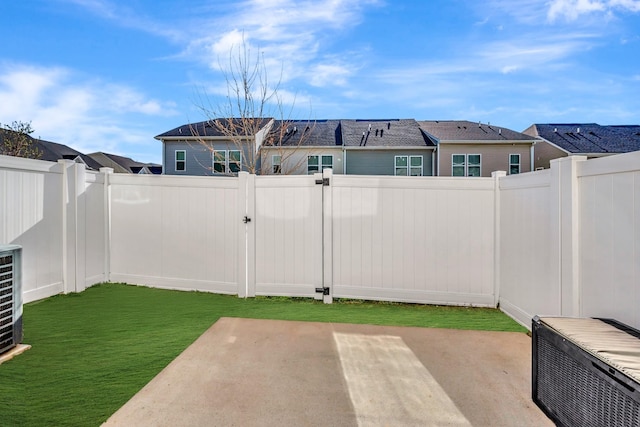 4316 Summercrest Blvd Unit 1003, Antioch, TN 37013 - fenced backyard featuring a patio area and a residential view