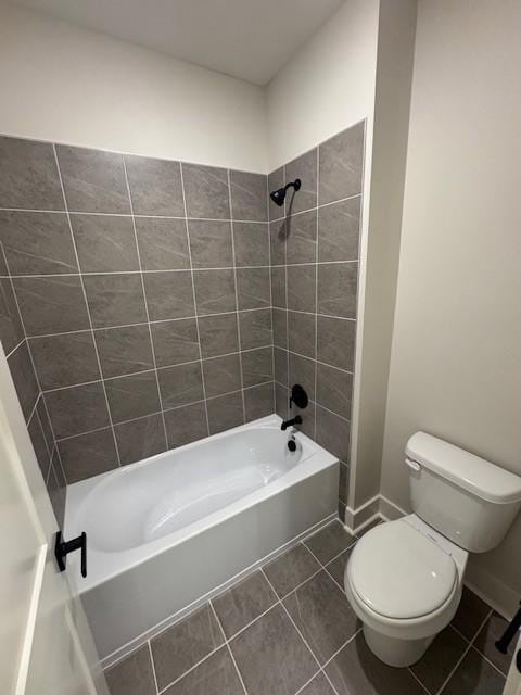 5818 Willoughby Way, Murfreesboro, TN 37129 - bathroom with tub / shower combination and tile patterned flooring
