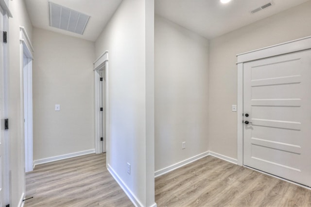 2240 Eugene Reed Rd, Woodbury, TN 37190 - entryway featuring light wood finished floors, visible vents, and baseboards