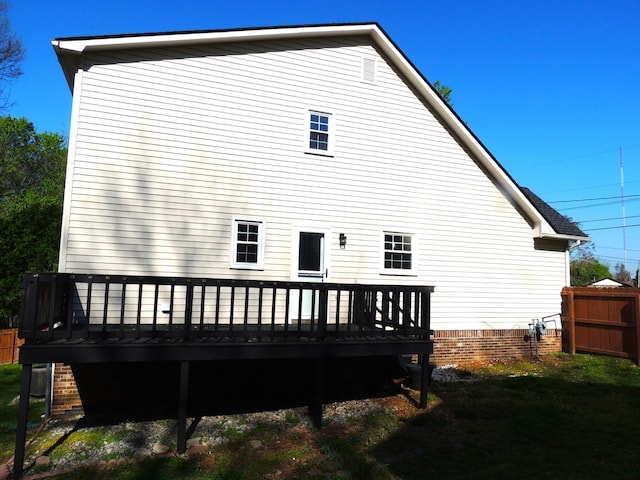 436 Bluff Dr, Clarksville, TN 37043 - back of house with a wooden deck