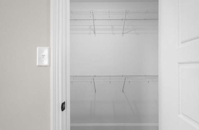 50 Gratton Ests, Clarksville, TN 37043 - view of closet