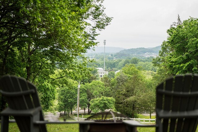 1930 Old Hillsboro Rd, Franklin, TN 37064 - photo 2