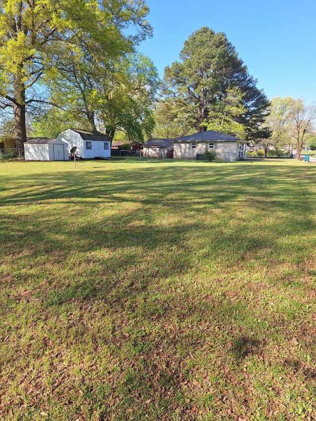 284 Jones St, Huntingdon, TN 38344 - photo 7