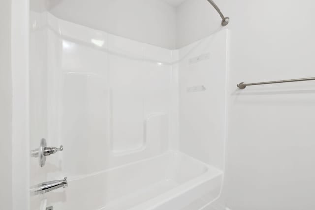 full bathroom featuring shower / bath combination