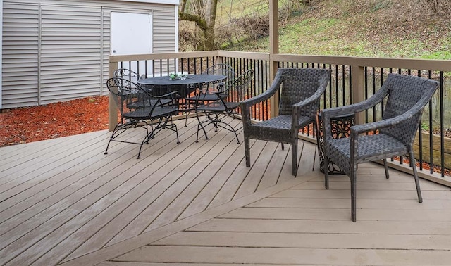 4712 Miners Cv, Antioch, TN 37013 - wooden terrace with outdoor dining area