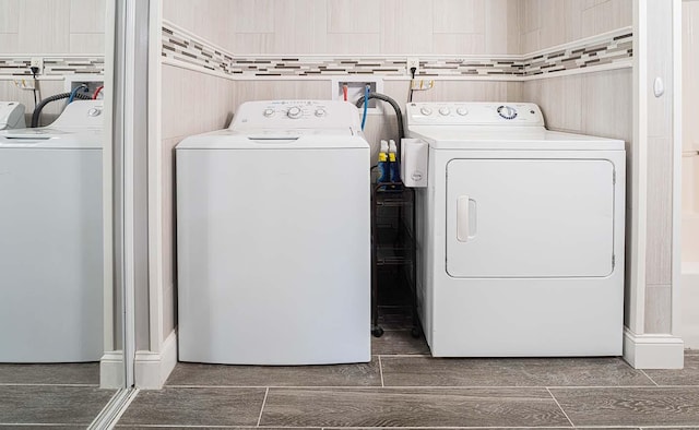 4712 Miners Cv, Antioch, TN 37013 - laundry room with washing machine and dryer and laundry area