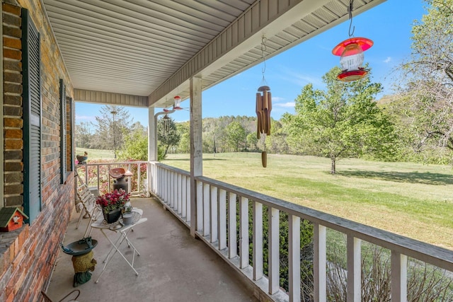 4801 Old Shelbyville Rd, Tullahoma, TN 37388 - balcony featuring a porch