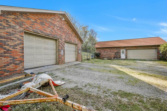4801 Old Shelbyville Rd, Tullahoma, TN 37388 - view of garage