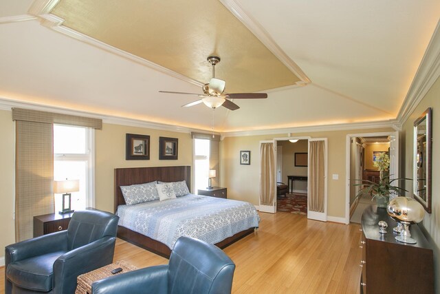 1035 Forest Harbor Dr, Hendersonville, TN 37075 - bedroom with ornamental molding, light wood-style flooring, multiple windows, and baseboards